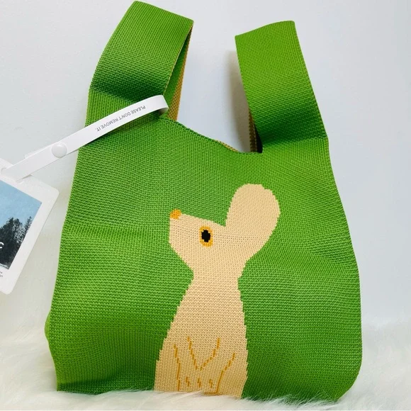 NWT Versatile Rabbit Design Tote Bag/Green - Picture 3 of 9